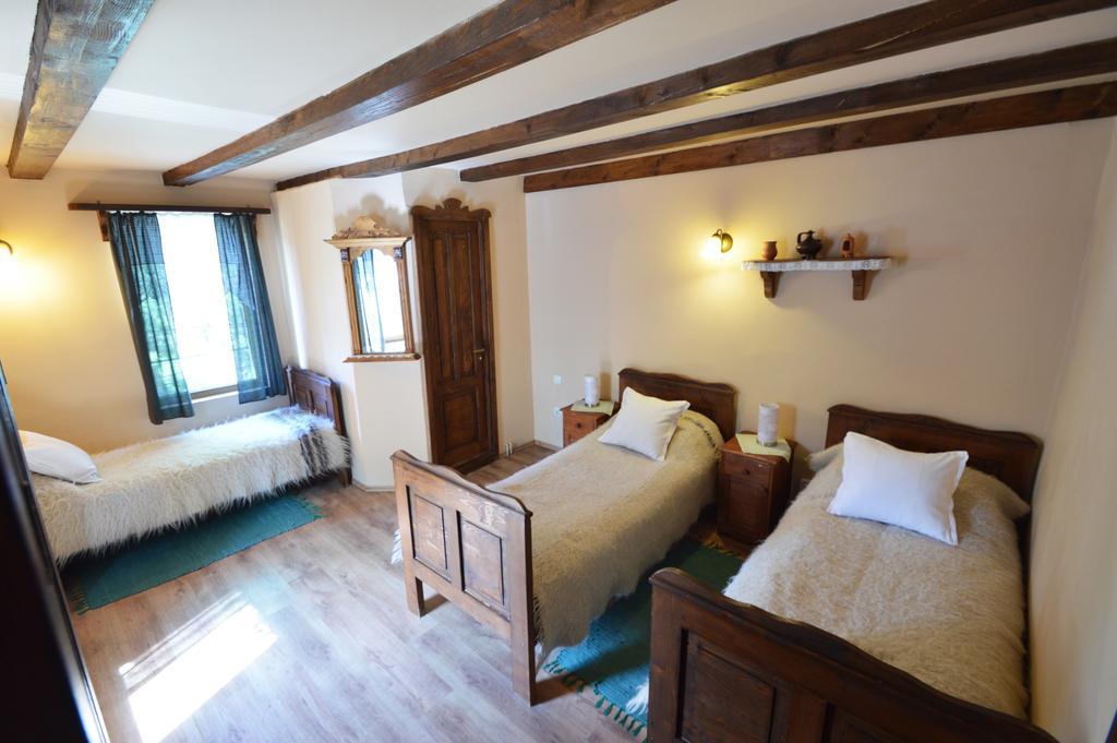 Arts And Crafts Guesthouse Felsőbánya Kültér fotó