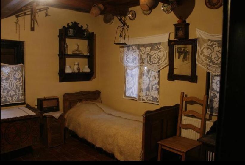 Arts And Crafts Guesthouse Felsőbánya Kültér fotó